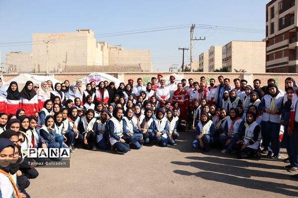 مانور استانی زلزله در دبیرستان دخترانه بعثت ناحیه ۲ اهواز