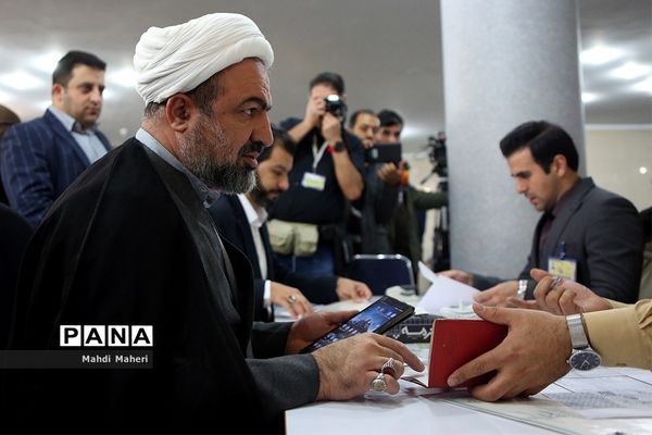 چهارمین روز ثبت نام انتخابات یازدهمین دوره مجلس شورای اسلامی