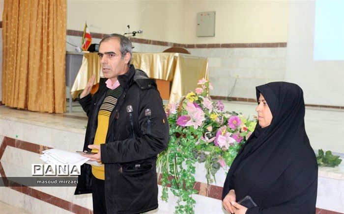 دهمین دوره انتخابات شورای دانش آموزی خرمدشت برگزار شد