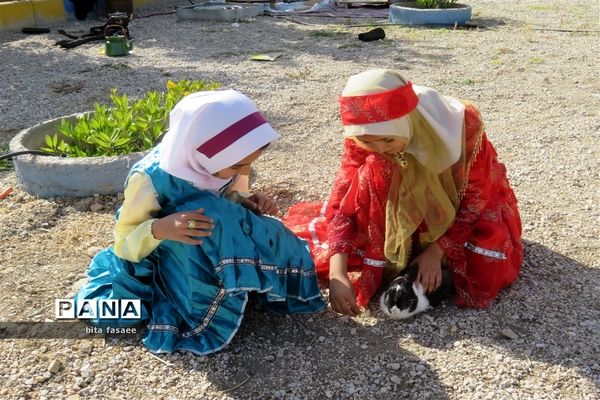 برگزاری جشنواره آشنایی با زندگی عشایری در آموزشگاه عفت نی ریز