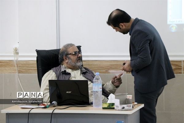 دوره کارگاهی آموزش و ارزشیابی شایستگی‌محور ویژه هنرآموزان هنرستان‌های مازندران