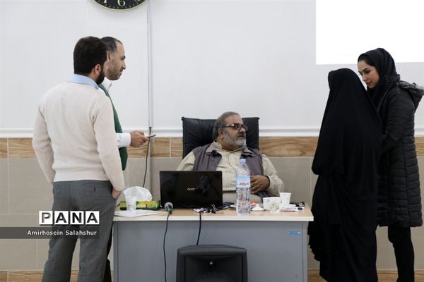 دوره کارگاهی آموزش و ارزشیابی شایستگی‌محور ویژه هنرآموزان هنرستان‌های مازندران