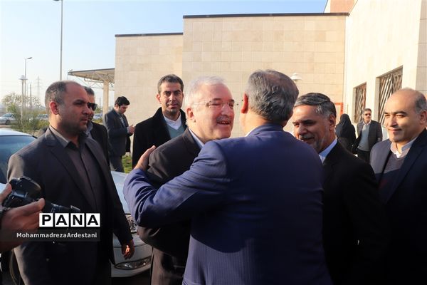بازدید وزیر بهداشت ، درمان و آموزش پزشکی از مراکز درمانی شهرستان‌های جنوب استان تهران