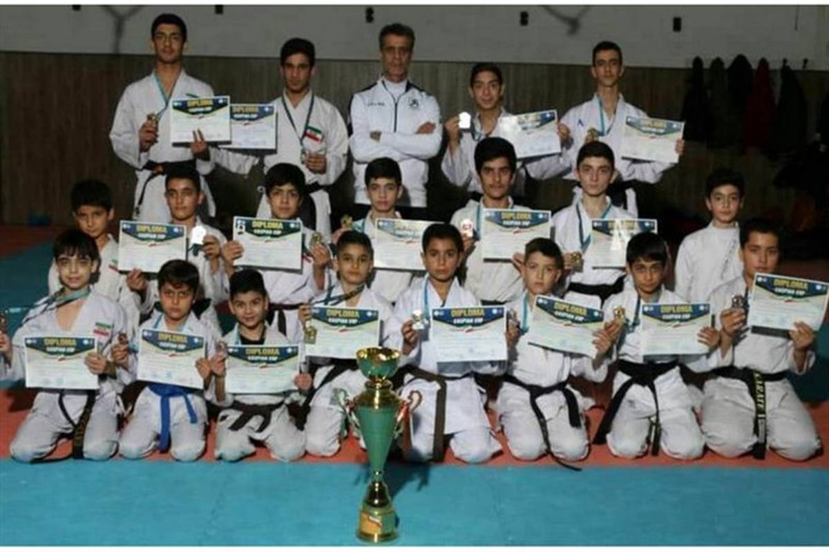 قهرمانی دانش آموزان شهرستان بندر انزلی درمسابقات بین المللی کاراته جام کاسپین 2019