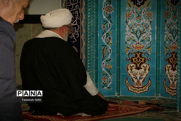 برگزاری نماز جماعت در مدارس چهاردانگه