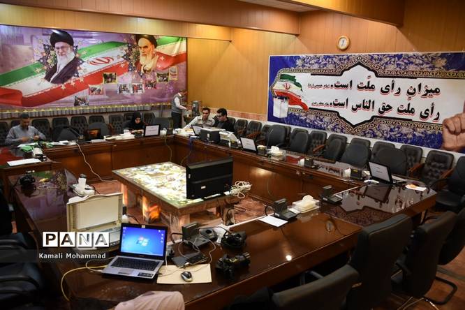 ثبتنام کاندیداهای مجلس یازدهم حوزه انتخابیه محلات و دلیجان