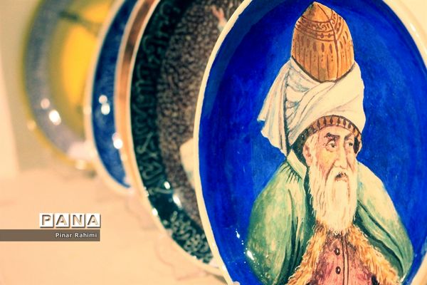 نمایشگاه شب چله در موزه زنده سفال تبریز