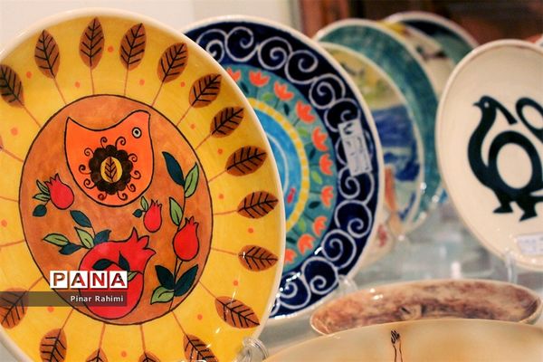 نمایشگاه شب چله در موزه زنده سفال تبریز