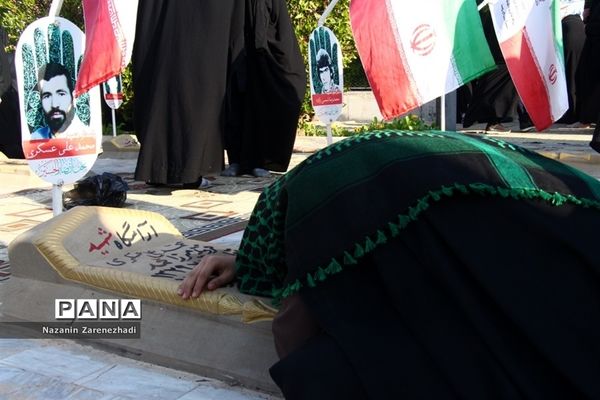 بازدید دانش‌آموزان دختر ناحیه 4 شیراز از مناطق جنگی