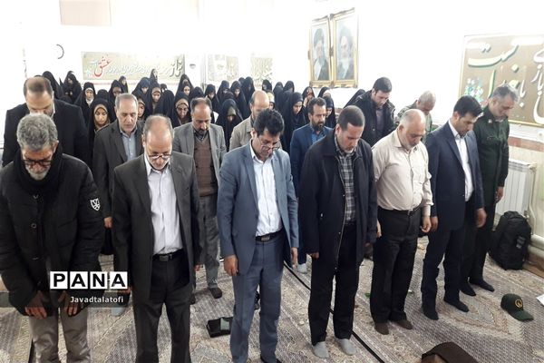 اعزام اولین گروه دانش آموزان دختر ناحیه دو شهرری  به اردوی راهیان نور