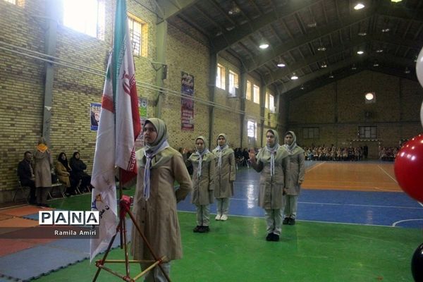 جشنواره فریادهای شادی و بازی‌های همگانی و المپیاد ورزشی درون مدرسه‌ای دبیرستان تمام تشکیلاتی در مراغه