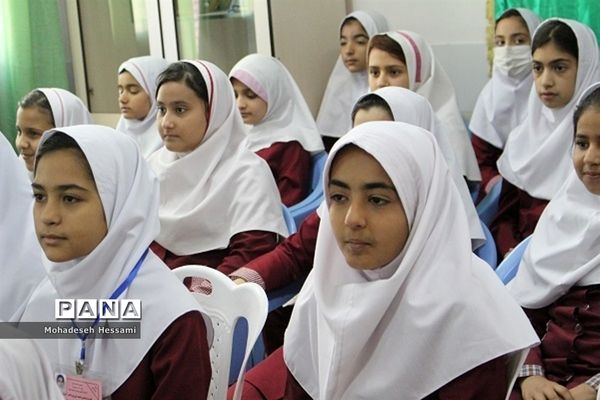 مراسم نمادین روز جهانی خاک دبستان یونس فاطمی
