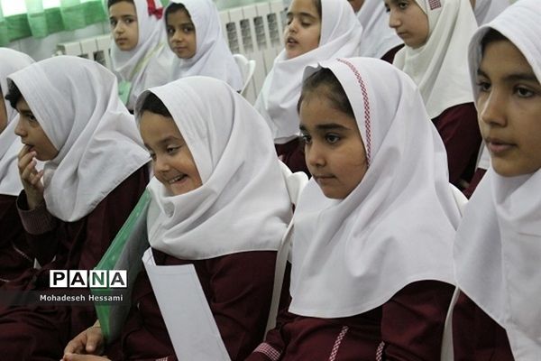 مراسم نمادین روز جهانی خاک دبستان یونس فاطمی