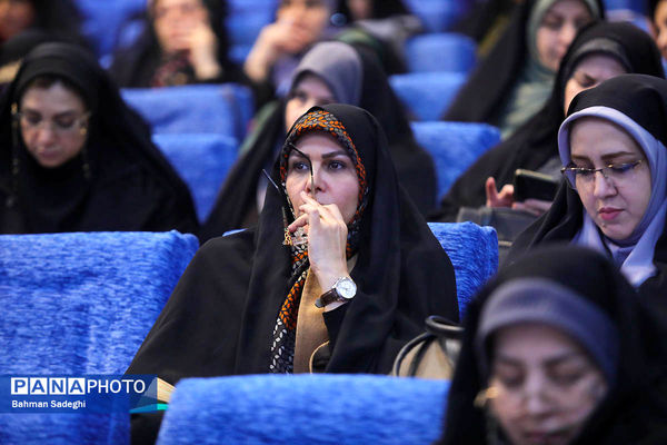 رویداد تفکر روایی در مدیریت مدرسه