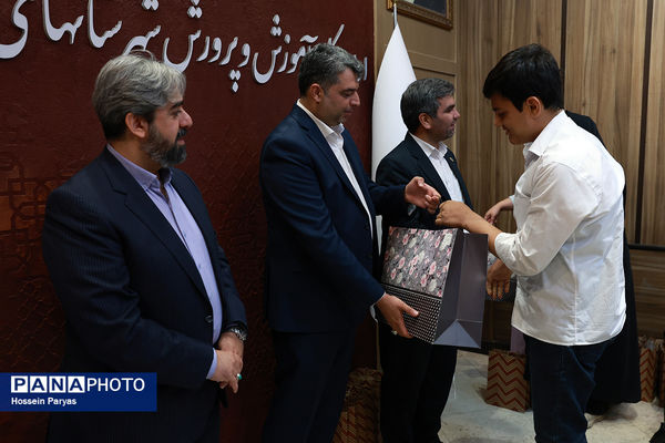 نشست صمیمی خبرنگاران پانا شهرستان‌های استان تهران با مدیرعامل خبرگزاری پانا
