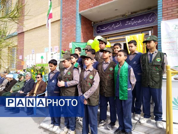 روز درختکاری و روز آموزش همگانی حفظ محیط زیست در مدرسه پویندگان فرهنگ شهرستان خلیل آباد 
