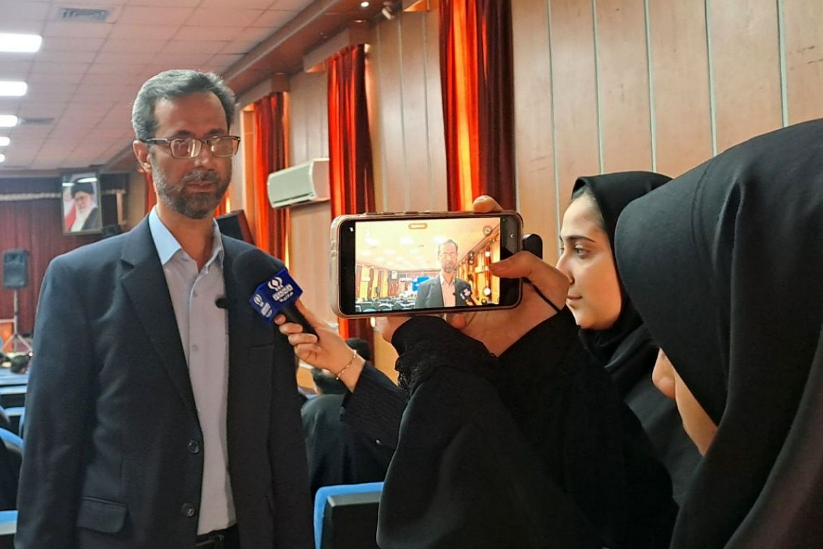 نماد موضوع بر خط این روزهای وزارت آموزش و پرورش 