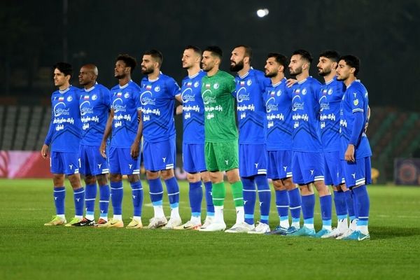 بازیکنان استقلال بدانند پیراهن استقلال بزرگ را بر تن دارند