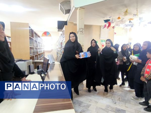بازدید عوامل اجرایی دبستان شهید پسندیده از کتابخانه فدک فدافن