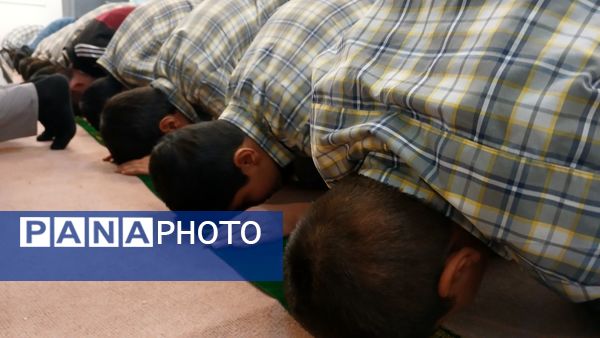 میزبانی دبیرستان نمونه دولتی شهید حاج قاسم سلیمانی شهرستان بن از شهید گمنام