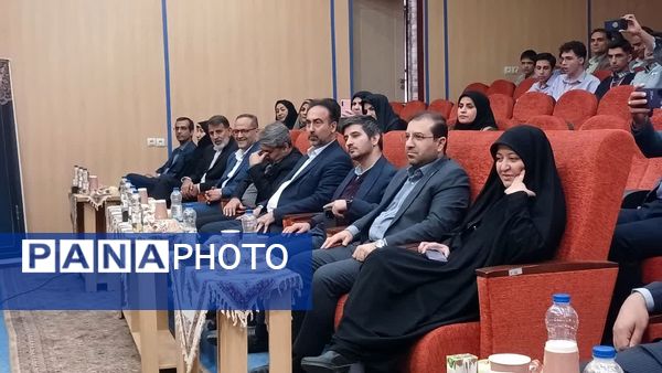 برگزاری اختتامیه کارسوق کشوری لیزر وفوتونیک در مرکز آموزش عالی امام خمینی(ره) محمدشهر کرج 