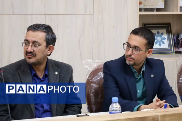 نشست مدیران مدارس سمپاد یزد با حضور رئیس سازمان ملی پرورش استعدادهای درخشان 