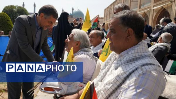 مردم غیور اصفهان در راهپیمایی روز قدس جنایات رژیم غاصب صهیونیستی را محکوم کردند
