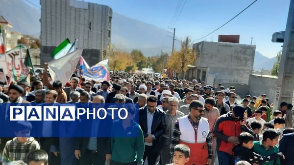 گرامیداشت یوم‌الله ۱۳ آبان در شهر سی‌سخت با حضور پرشور مردم 