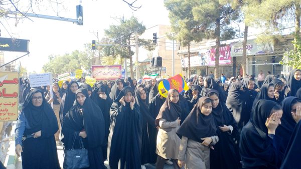 برگزاری راهپیمایی ۱۳ آبان در شهرستان خلیل‌آباد