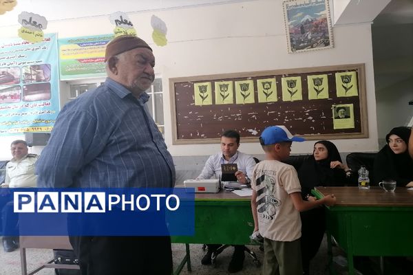 مردم ایران کار ناتمام ۸ تیر را پرشورتر تمام کردند