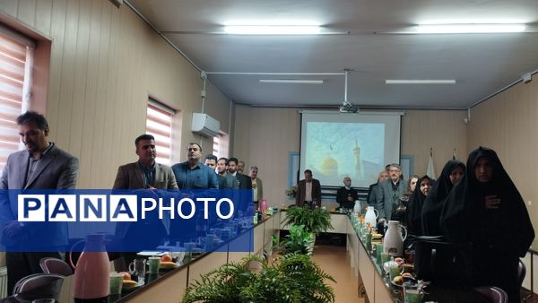 هم‌اندیشی خیرین مدرسه‌ساز ناحیه ۷ مشهد در مدرسه ارمینه