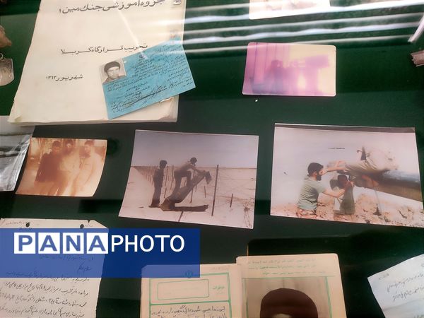 نمایشگاه یاد یاران در آرامگاه شهید مدرس شهرستان کاشمر