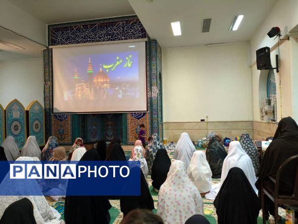 لحظات ناب اعتکاف دانش‌آموزی دختران در جاسک