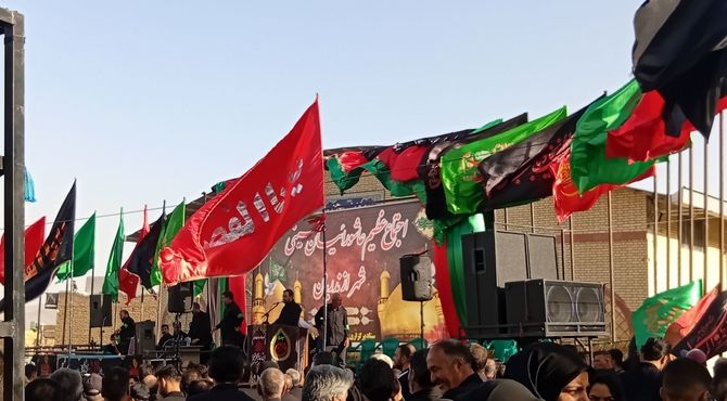 میثاق در سایه پرچم