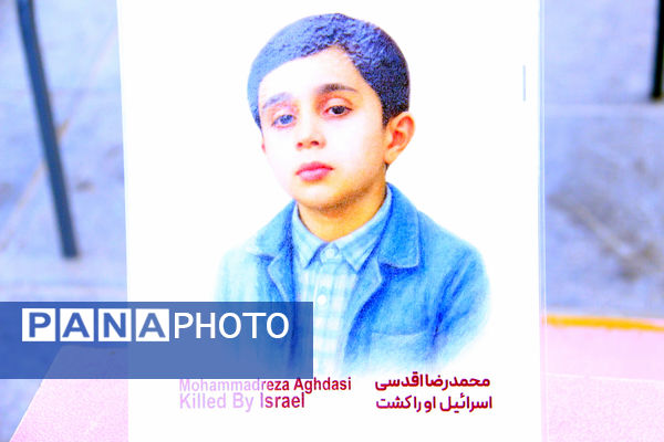 راهپیمایی ۱۳ آبان روز غلبه بر استکبار جهانی دانش‌آموزان شهر یزد