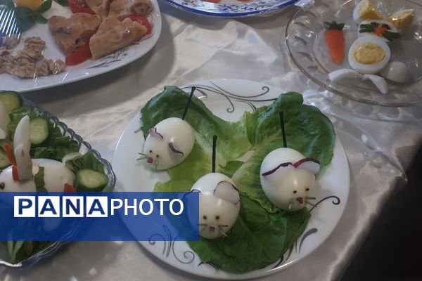 جشنواره تخم مرغ دبستان دخترانه فاطمه بهزادی  چناران