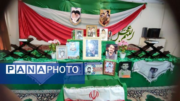 یادواره شهدا در دبستان شاهد حاج تقی آقا بزرگ ناحیه یک مشهد 