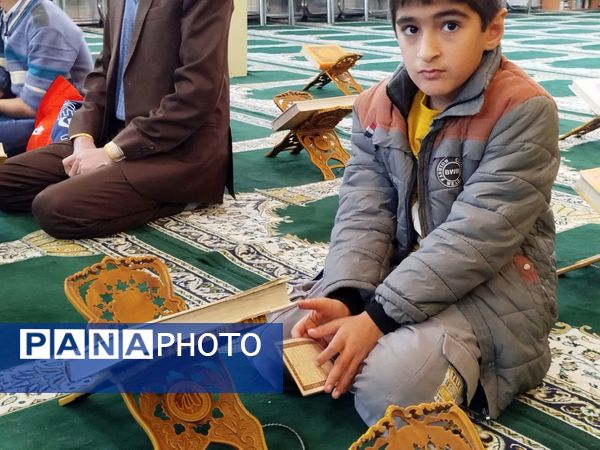 محفل انس با قرآن کریم در کاشمر