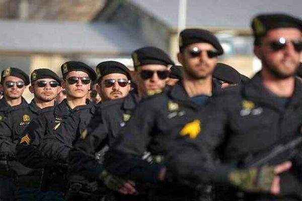 مدیر آموزش و پرورش بندر امام خمینی (ره) با رییس کلانتری 13 شهرستان دیدار کرد