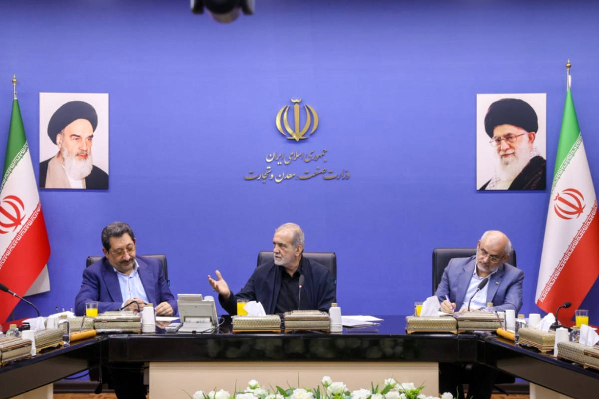 در تهران و فلات مرکزی ایران نباید مجوز هیچ صنعت آببری داده شود