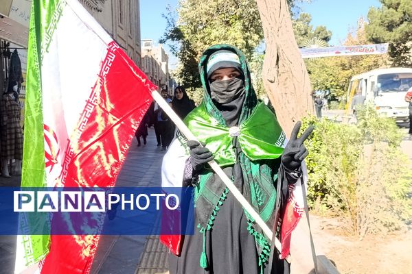 راهپیمایی سیزده آبان در شهرستان نیشابور