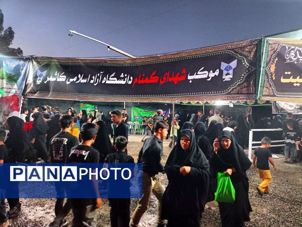 پذیرایی جانانه موکب های کاشمر از عزاداران حسینی