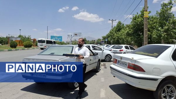 پخش شربت به مناسبت عید سعید غدیر خم در اداره‌کل آموزش و پرورش کهگیلویه و بویراحمد