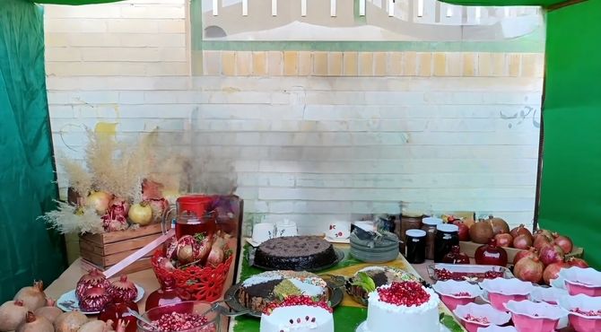 برگزاری جشن انار در مدرسه‌ فاطمه الزهرا(س) نیر یزد