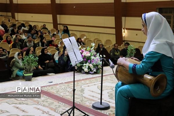 جشنواره موسیقی دانش‌آموزان آباده