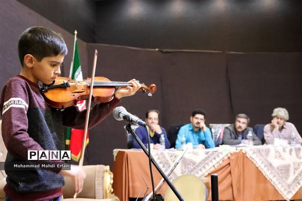 جشنواره موسیقی دانش‌آموزان آباده