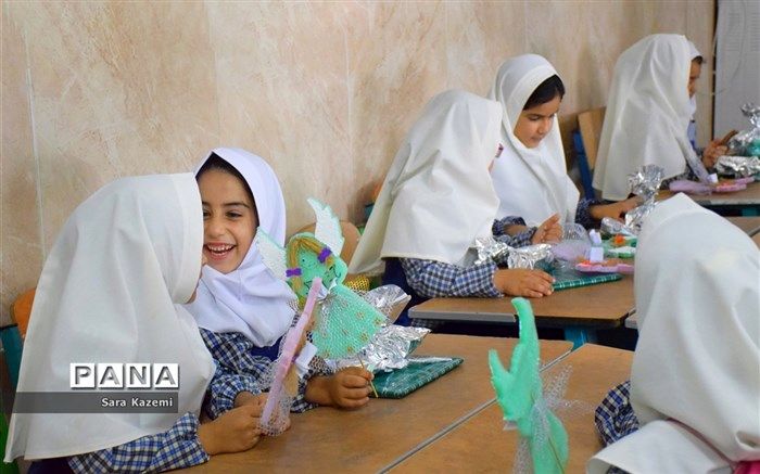 پدیده تنوع مدارس در نظام آموزشی ایران بررسی می‌شود