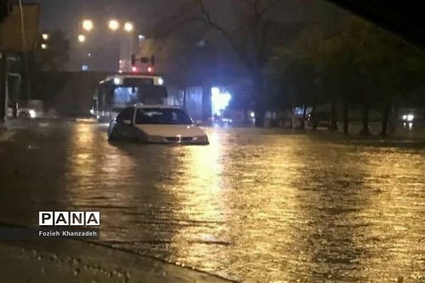 بارش شدید باران و آبگرفتی شهرها در خوزستان