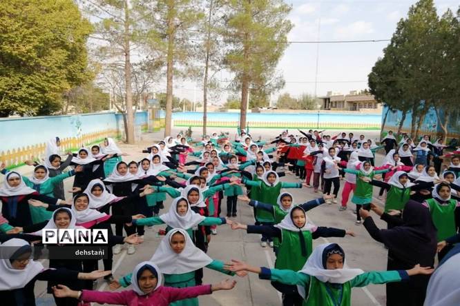 المپیاد ورزشی درون مدرسهای درخاتم