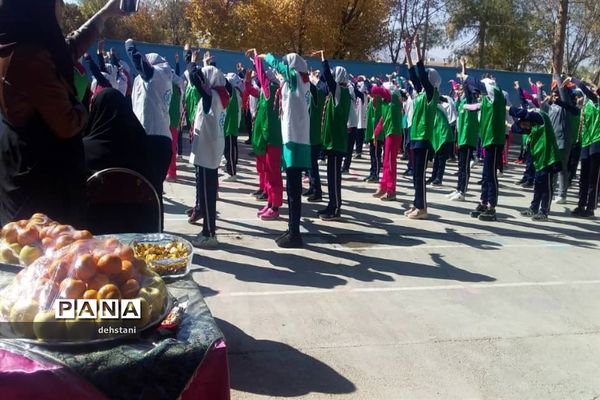 المپیاد ورزشی درون مدرسه‌ای درخاتم